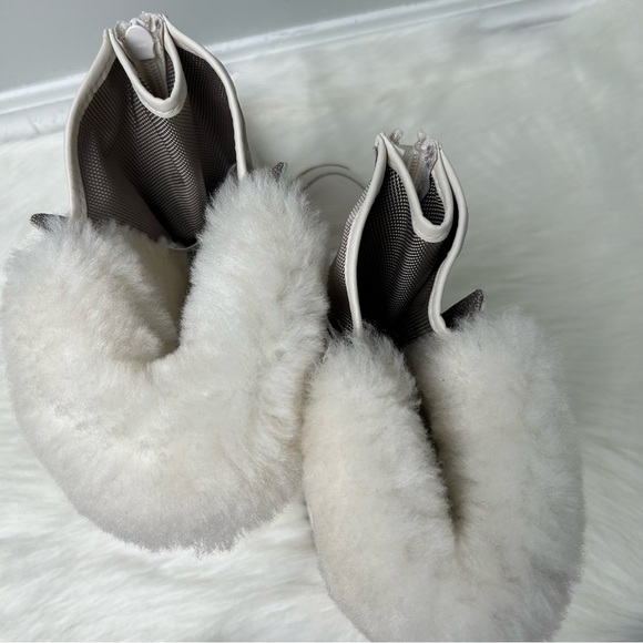 Ugg Tahoe Waterproof Boots in Cream - Picture 5 of 13